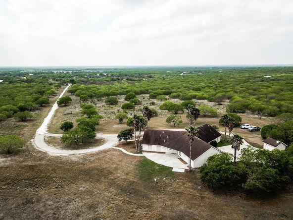 Glasscock Ranch: 20680 McMurray Ln, Mathis, TX 78368